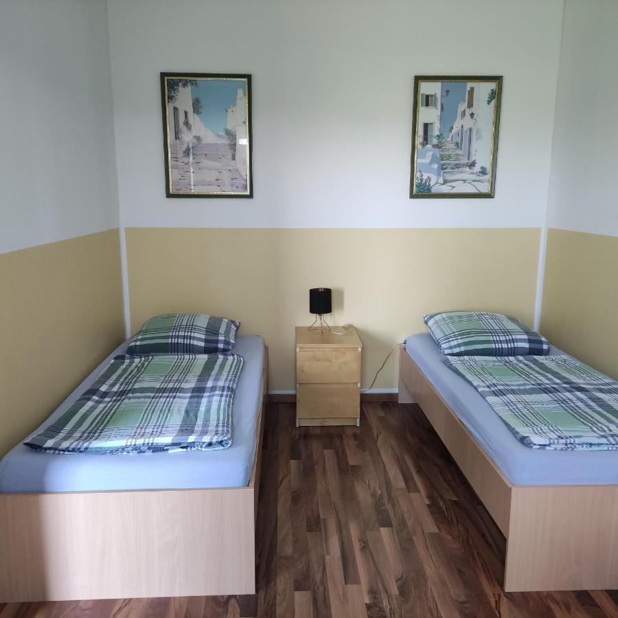 Apartment Dorn Juchen Bagian luar foto